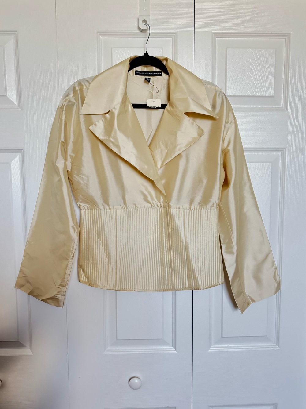 Linda Allard Ellen Tracy 100% silk vintage blouse Holt Renfrew